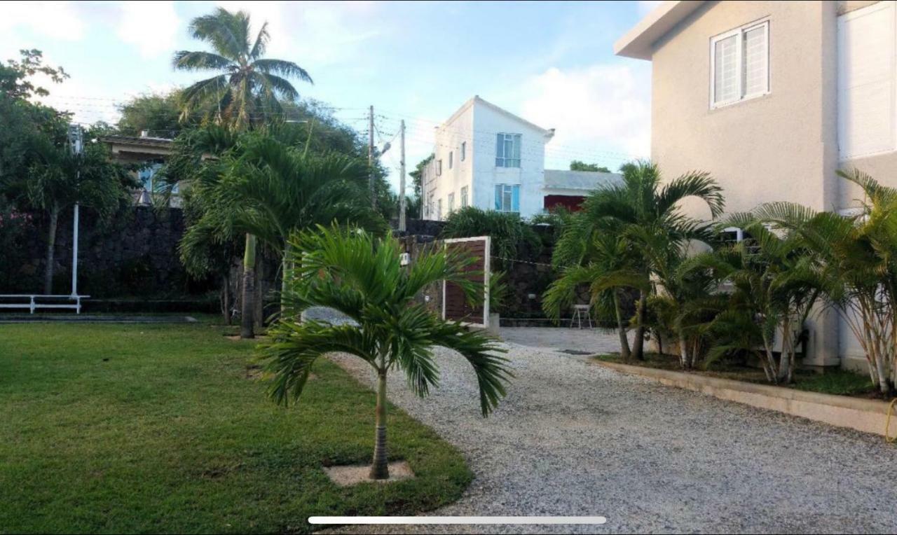 Turquoise Bay Beach Apartments Trou D'Eau Douce Bagian luar foto